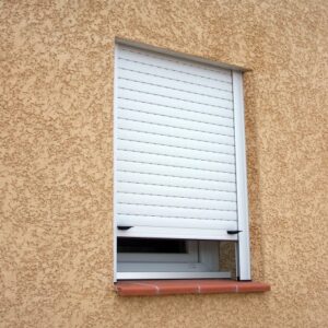 persiana-tradicional-de-pvc-de-40mm